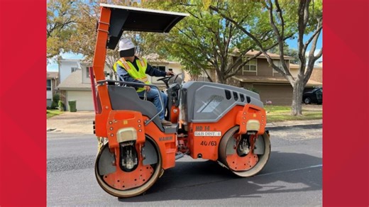 Dallas County Sheriff's Office searches for 3 suspects who stole asphalt roller