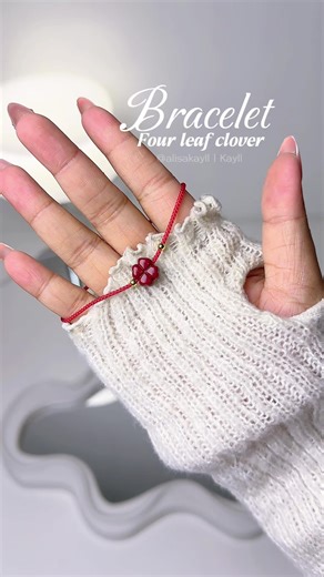 Four Leaf Clover Bracelet: A Symbol of Friendship