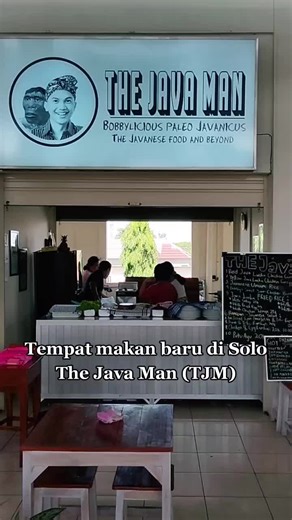 Tempat makan baru di Pasar Jebres (seberang Stasiun Jebres) lantai 2, The Java Man. Menu makanan ada varian baru setiap hari. Cek lewat Instagram atau papan tulis di lokasi. #TheJavaMan #TJM #Solo #KotaSolo #kulinersolo #wisatasolo #PasarJebres
