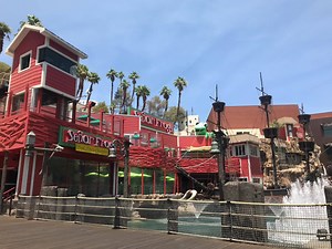 Enjoy the summer on the patio at Senor Frogs Las Vegas! bit.ly/TISenorFrogsLVFB | Treasure Island Hotel & Casino