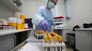 Positivity Rates Fall Across State Healthcare Regions, Increase Only in Chicago