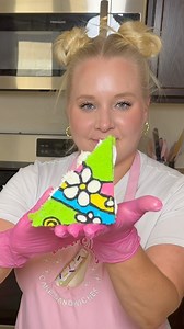 Make cake sandwiches with me 🌈🌸😃🎀 I had extra cake batter and made these cute little doodles on my cake pan and I’m in love with how they turned out! #cake #cakedecorating #cakedesign #cakeart #dessert #recipes #cakeporn #cakesandwich #cakelovers | Dani Bell