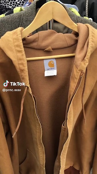 finally went to tokyo’s biggest flea market (but it turned out to be a hive of the coolest fashion ppl) #japan #tokyo #fashion