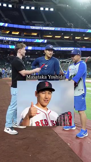 岡本和真選手が選ぶ日本の歴代ベストメンバー🇯🇵投：ダルビッシュ有捕：阿部慎之助一：王貞治二：井口資仁三：長嶋茂雄遊：坂本勇人左：吉田正尚中：鈴木誠也右：イチロー指：松井秀喜古巣・巨人愛が溢れる面白いチョイス🔥🎥via batboysbaseball / IG#岡本和真 #ブルージェイズ