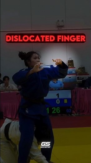 She was unfazed 😯 (@pd4sick)