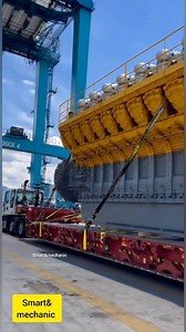 You Won’t Believe the Size of This Ship Engine! 😱🇺🇸🇺🇸🚛 #fblifestyle | Smart&mechanic
