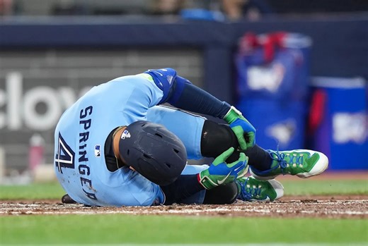 Blue Jays DH George Springer leaves game because of fractured left big toe