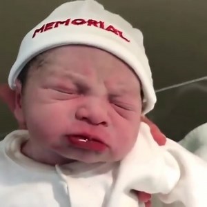 31K views · 5.3K reactions | What is the baby's first expression like?殺 #babyboy #newborn #baby | Monkey story | Facebook
