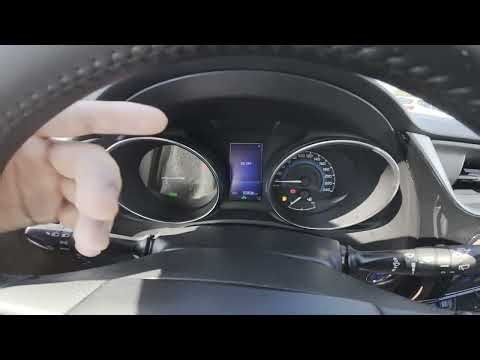 Toyota Auris Hybrid – How to Enable or Disable Traction Control