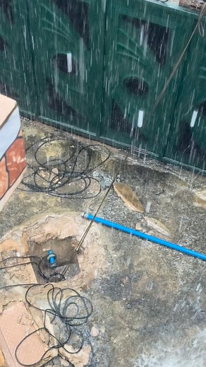 November feels like July with this kind of heavy downpour.#rain | Patience Pedersen