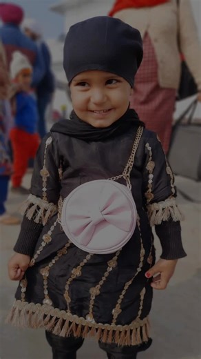 user6148972628696 (@jasssaini202)’s videos with Bus Vich Baithi Teeji Seat Te - New Punjabi Songs