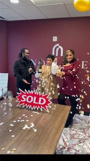 Portia Savage Sinclair | REALTOR® on Instagram: "CONGRATULATIONS TO OUR FIRST TIME HOME BUYER! 🏠💪🏽 This one wasn’t luck… it was GOD & NEGOTIATION 😮‍💨💼 On this 5 Bdrm 3 Full Baths 2025 new construction home, I went to bat for my client and negotiated EVERYTHING they asked for and then some 👇🏾 🏡 Purchase Price: $417,256 📉 4.25% FIXED interest rate (yes, negotiated) 💰 Low cash to close: ~$14K 🧾 Upfront costs covered, including: • Appraisal • Title & closing fees • Lender & underwriting 