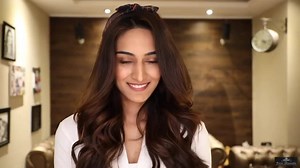 191K views · 3K reactions | Erica Fernandez shares her easy & natural Everyday Makeup Tutorial. Take a look! | Nevanta | Facebook