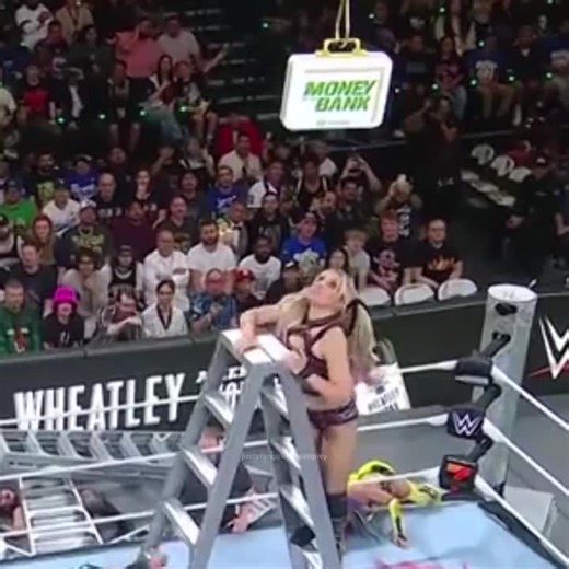 rhea youu good i felt the pain though lmao😭😭 @Rhea Ripley #wwe #rhearipley #mami #wwefan #mamialwaysontop