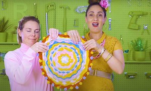 Watch: How to make a rug using a hula hoop like SuzelleDIY [video]