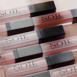 1.6M views · 647 reactions | Get ready to dazzle this Eid with J. newest makeup collection! It's your canvas to showcase the real you, adding that perfect splash of color and confidence to your festive look. Find your Eid essentials with us, both in-store and online at: https://bit.ly/3Hh0jSi #EidWithJdot #JdotCosmetics #jdot | J. Fragrances & Cosmetics | Facebook