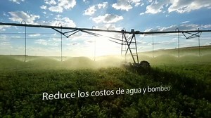 Ahorre y aumente el rendimiento a través de la aplicación inteligente de agua con VRI -Riego de Caudal Variable- #RiegoInteligente #Valley El riego con caudal variable -VRI- le ofrece lo más avanzado en riego de precisión. Con una combinación de equipos y software, el sistema VRI patentado de Valley® le permite especificar la aplicación del agua basado en información topográfica, mapas de información de suelos, datos de rendimiento e información adicional. Fácil, práctico e intuitivo. Basado en 
