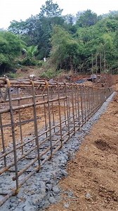 How to Install Plinth Beam Rebar (Steel Bars) on Site | Civil Engineering The plinth beam is a critical structural element that distributes load and prevents differential settlement. Rebar work involves accurately placing steel bars and stirrups within the formwork before concrete is poured. Plinth Beam Rebar Work Description The rebar work for a plinth beam involves several key steps and considerations: Design & Drawing Review: The process begins with understanding the structural drawing, which