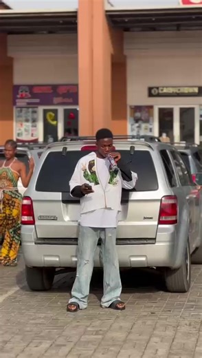 Surprising Kissing Prank That Will Make You Laugh