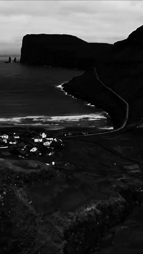 Captivating Natural Landscapes in Black and White