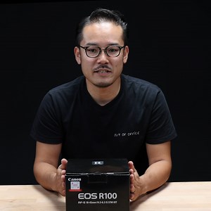 Join Taichi Ito as he unveils the game-changing EOS R100 camera 📷✨ ​ Product Manager Taichi Ito delves into the exceptional features of the EOS R100—a camera tailored for perfecting travel photography. Check out the full review: https://www.youtube.com/watch?v=0NJe_oR-cQY&ab_channel=CanonEurope ​ Rejoignez Taichi Ito alors qu'il dévoile l'appareil photo EOS R100 qui change la donne 📷✨ Le chef de produit Taichi Ito se penche sur les caractéristiques exceptionnelles de l'EOS R100, un appareil ph