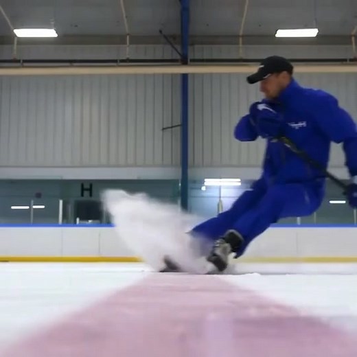 Hockey Stop. Watch the full tutorial video today at iTrainHockey.com #... | TikTok