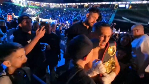 Tony Ferguson CELEBRATES SALT PAPI TKO WIN! #Boxing #misfitsboxing #tonyferguson | Seconds Out Boxing