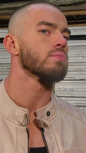 Austin Theory is out to make a statement. 👀 #WWERaw