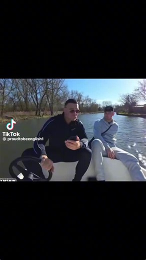 woody (@foxtrotcharlieuniform)’s videos with original sound - woody