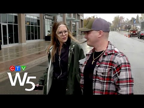 'Crypto king' associate leaves court house | W5 Extended