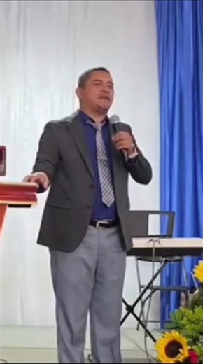 PASTOR CARLOS RIVAS | carlos rivas