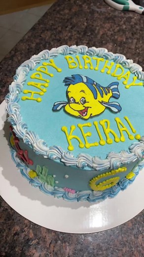 The little mermaid cake 🧜‍♀️🎂🎉🥰 #cakedecorating #disney #foodtiktok #baking