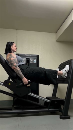 How to Adjust Precor Leg Press