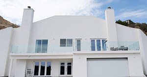 This LA home was built to be fireproof. Will it survive the next major blaze?