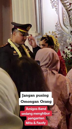Penganten Mita & Faudy: Hiburan Amigos Band di Balai Samudera