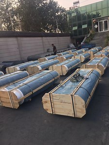 [Hot Item] Regular Power RP Grade 300mm Ge Graphite Electrode