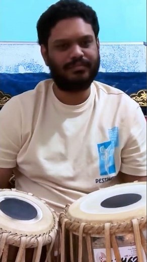 Playing Dholki Theka on the Tabla #tablalive #drumdrum #tablaplayer #tabla