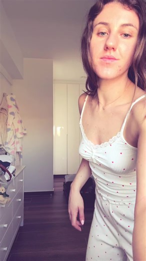katyrobertson10 (@katyrobertson10)’s videos with suono originale - Jr Stit