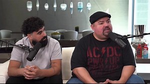Comedian Gabriel Iglesias shares how he met Robin Williams for the first time.