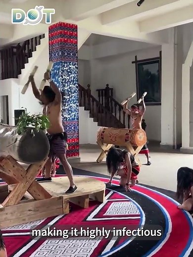 Infectious energy of Wa people's wooden drum dance
