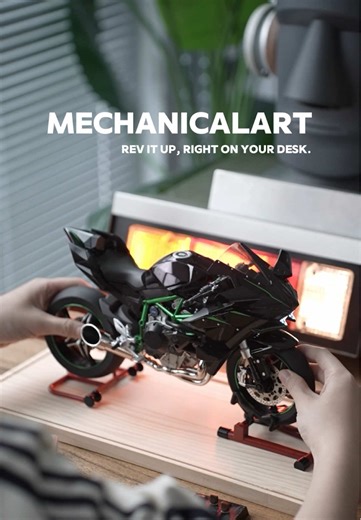 Rev it up, right on your desk. #desksetup #DeskToys #modeltoy #motorcycle #BikeLife #TechToys #CollectorItem #MechanicalArt #foruyou