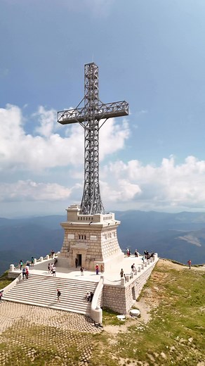 #Romania #Muntiibucegi #romaniafrumoasa #muntiiromaniei | Christian Adventure