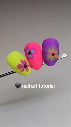 Create Stunning Blooming Gel Flowers with this Nail Art Tutorial