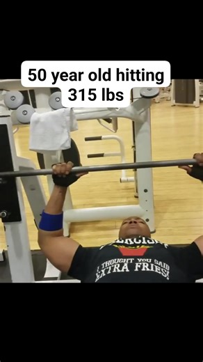 Old man still can hit the 315 lbs | Nick Henderson