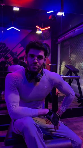 Ever wondered if these things really work? 👀 Watch as I try a nasal strip for the first time—and feel the difference instantly! 💨 ✅ Instant relief from congestion ✅ Breathe better, sleep deeper ✅ Wake up feeling fresh & energized 💪 This strip boosts airflow by 31%—so no more snoring, blocked noses, or restless nights. 🔥 Ready to stop struggling with your breath? Try it yourself! 😤✨#nasalstrips #creatorsearchinsights #gymfitness #pakistanifitness