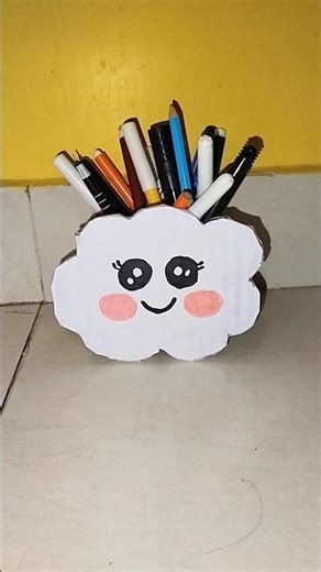 making diy pen stand ☺️😀#navya art and craft blog#