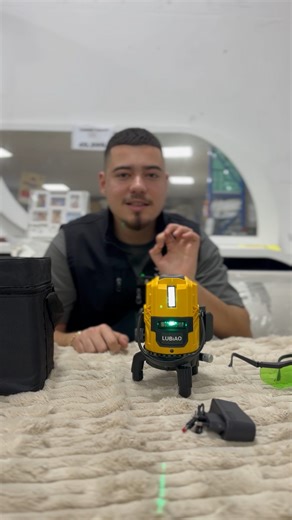 BUZI STORE on Instagram: "🤯𝐕𝐞𝐭ë𝐦 𝟏,𝟗𝟗𝟎 𝐋𝐞𝐤ë🤯 🛠Tregues Niveli Me Lazer 3D Në 2 Drejtime ✅ Paisje moderne dhe e domosdoshme për profesionistët që kërkojnë matje të sakta, punë të shpejta dhe rezultate të përsosura. ✅ Ofron projeksion në dy drejtime (vertikal dhe horizontal), duke lehtësuar çdo punë ndërtimi, montimi ose instalimi. ✅ Rrotullim 360°: Lazeri mund të projektojë linja me çdo drejtim, duke mundësuar punë preiçze pa qenë nevoja ta lëvizni vazhdimisht. ✅ Me bateri litiumi të