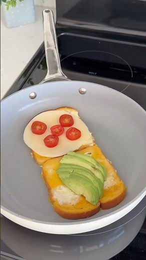 High protein 10 minute breakfast sandwhich recipe ⭐️⭐️⭐️