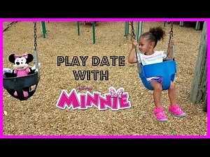 Minnie Mouse Playground Play / ClubHouse Minnie Toy / Disney Junior Video / outdoor park fun/