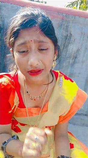 Floor aabhi bi gila hai #comedy #funnyshorts #coupledialouge